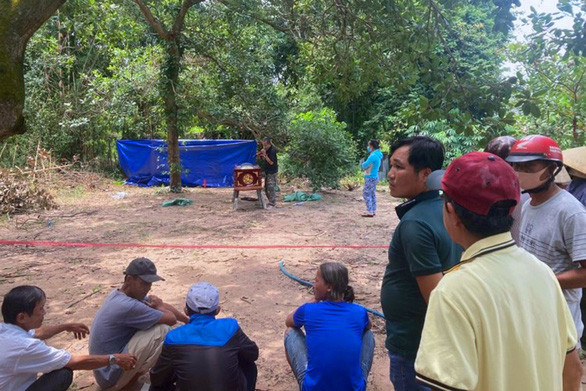 Thi thể cháu K. được tìm thấy tại một con suối cách nhà hơn 1km - Ảnh: TTO