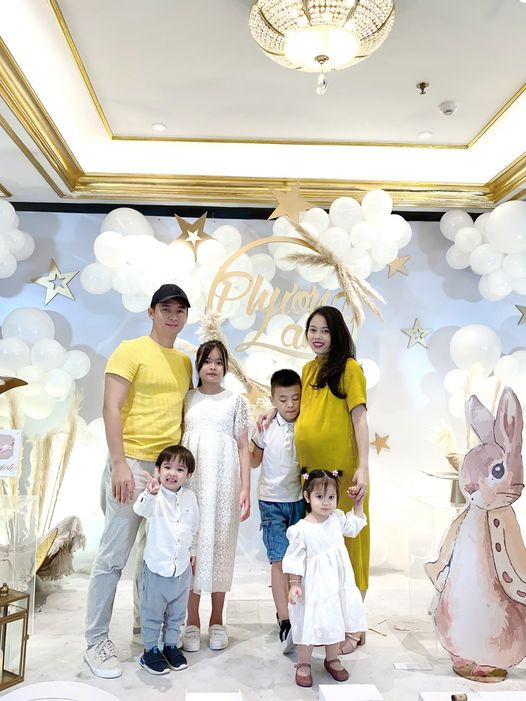 'Tái xuất' sau 2 tháng 'ở ẩn', nhan sắc của hotmom Hằng Túi ở những tháng cuối thai kỳ gây bất ngờ Ảnh 7