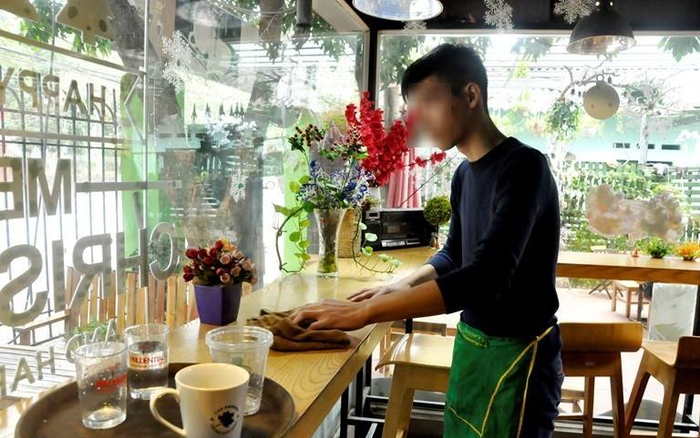 Sinh viên năm nhất đi làm thêm cay cú vì gặp phải tình trạng 'ma cũ bắt nạt ma mới' và lời khuyên thiết thực từ CĐM Ảnh 2