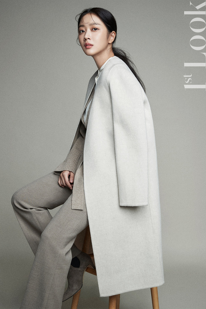 'Bạn trai tôi là hồ ly': Lee Dong Wook 'say nắng' nhan sắc Jo Bo Ah ở ngoài đời Ảnh 2