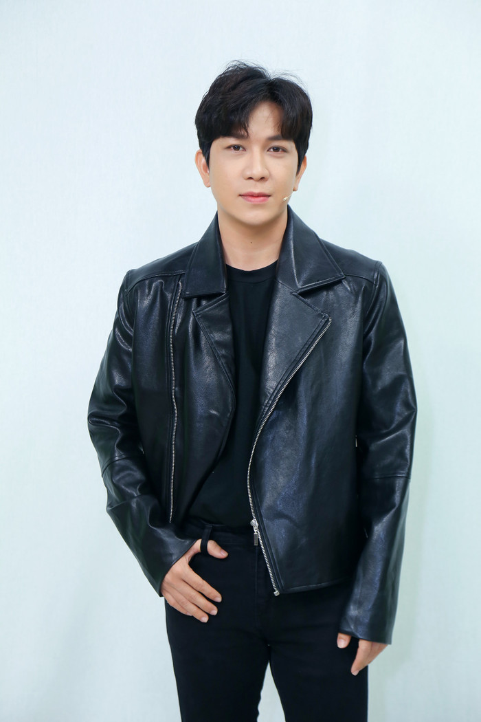 Ca sĩ trẻ Châu Ngọc Hiếu