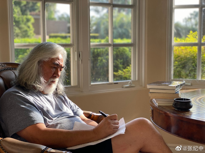 Đạo diễn 'Thần điêu đại hiệp' làm bố ở tuổi 70, tái hôn với vợ 31 tuổi: Lên trang nhất Naver Hàn Quốc! Ảnh 1