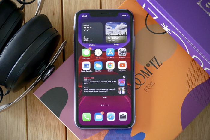 Năm nay, Apple chỉ cho các nhà phát triển ứng dụng một ngày để kiểm tra và cập nhật lại ứng dụng của mình lên cửa hàng App Store. (Ảnh: Andy Boxall/Digital Trends)