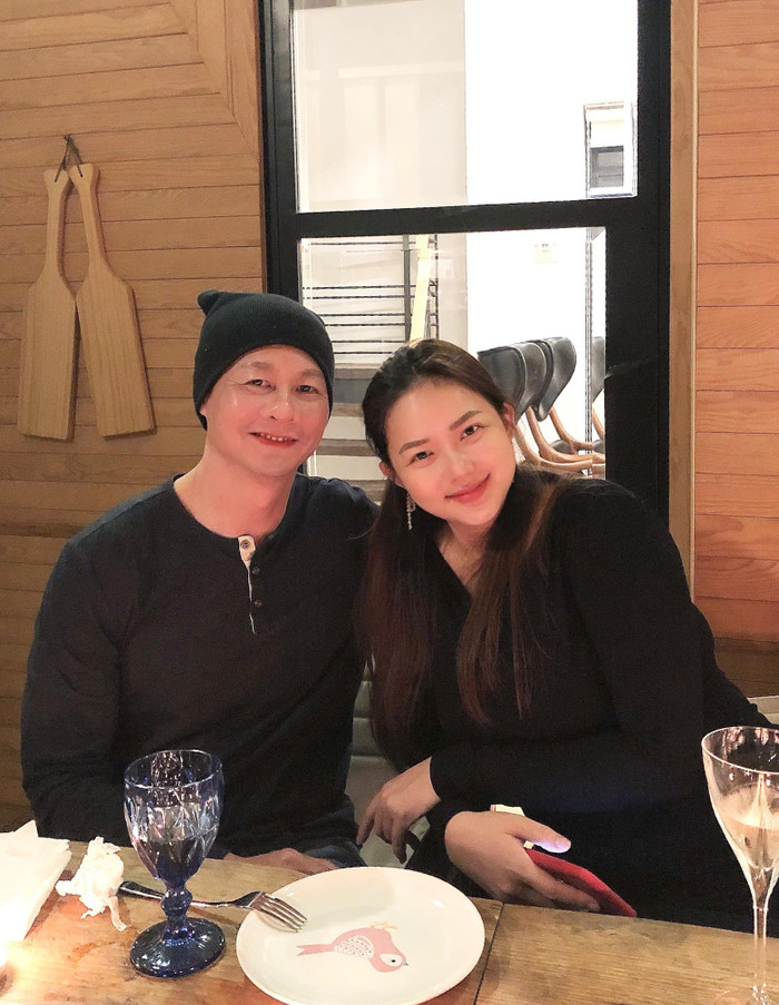 Phan Như Thảo đăng ảnh tình cảm bên ông xã đại gia Đức An