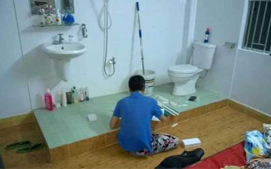 Dân mạng 'sốc' với phòng trọ có 1-0-2 giữa lòng thành phố: 'Nhà vệ sinh trong, phòng tắm thiết kế ra ngoài như... khách sạn 4 sao' Ảnh 2
