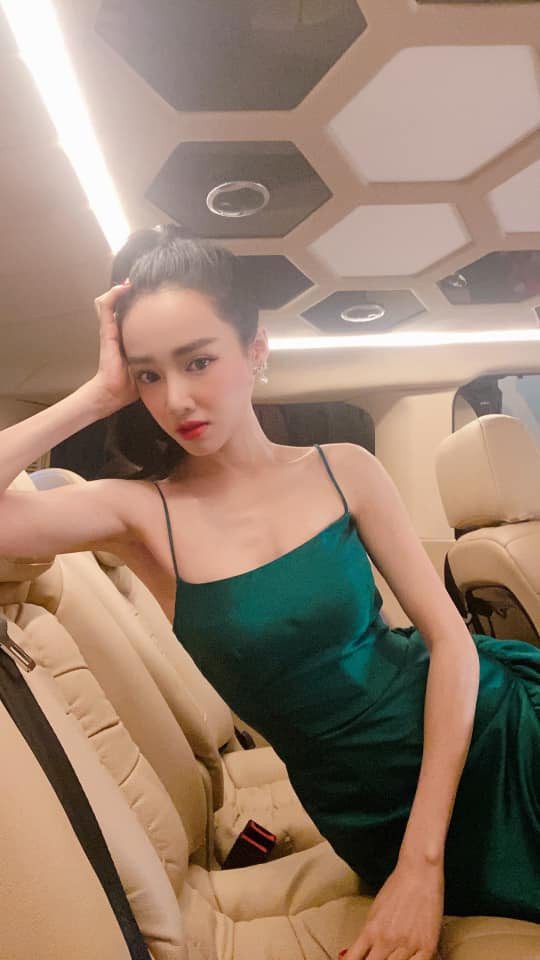 Tuy nhiên, nhiều người nói rằng, Nhã Phương trông gầy hơn trước khiến ai nấy đều lo lắng