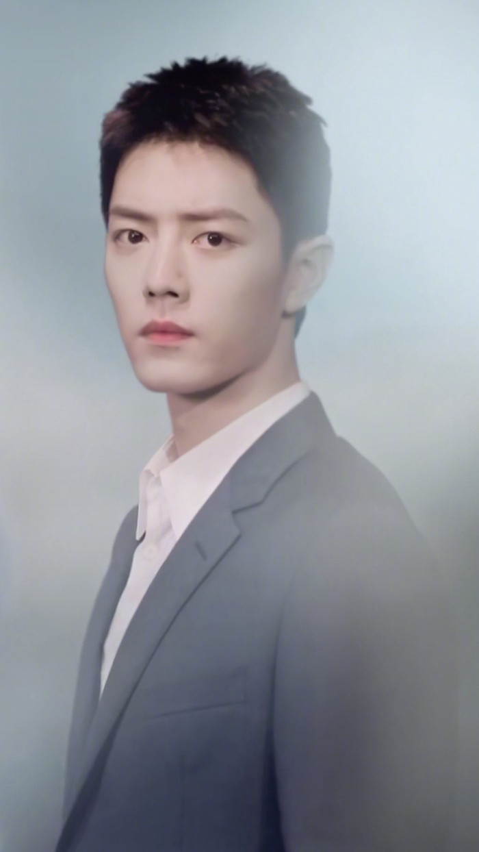 Tiêu Chiến trong phim chống dịch: Kẻ chê giống ông chú, người khen trưởng thành, chín chắn Ảnh 3