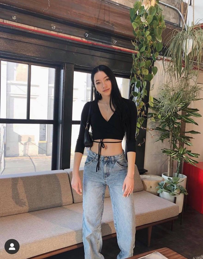 Con gái ca sĩ Thanh Hà gây 'sốt' bởi vẻ đẹp lai Tây cuốn hút cùng vóc dáng gợi cảm ở tuổi 21 Ảnh 10