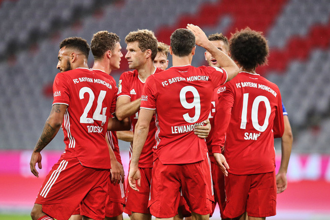 Bayern thể hiện sức mạnh hủy diệt trong ngày mở màn Bundesliga 2020/21.