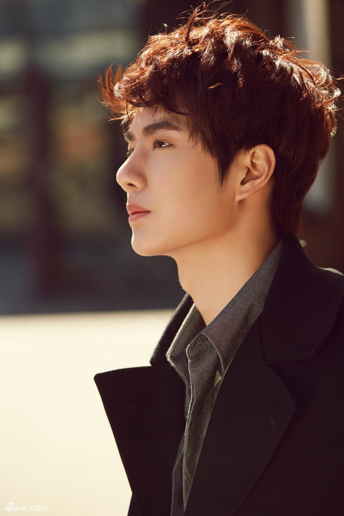 Fandom Vương Nhất Bác cho nhà Chu Nhất Long 'hít khói' trong cuộc cạnh tranh gay gắt này.
