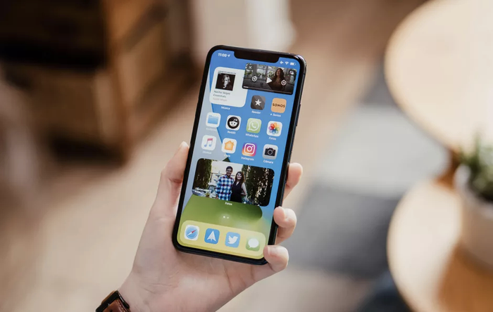 Bài kiểm tra cho thấy, iOS 14 không ảnh hưởng đến hiệu suất và tốc độ của những chiếc iPhone, đặc biệt là các thế hệ iPhone cũ. (Ảnh: Cnet)