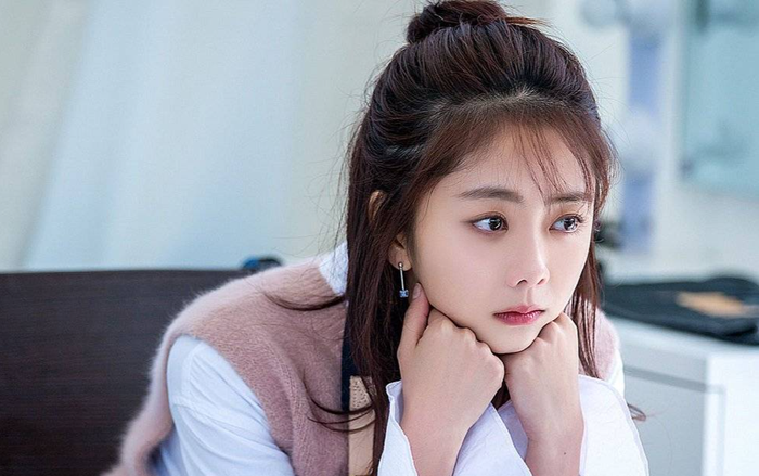 Kẻ gây ra tai nạn khiến mẹ Đàm Tùng Vận qua đời chỉ bị buộc tội ngồi tù 6 năm Ảnh 2