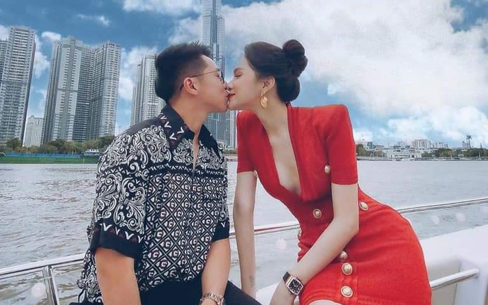 Hương Giang quả là 'thánh sold out', chiếc váy cô mặc khi tình tứ bên Matt Liu bán hết chỉ trong một nốt nhạc Ảnh 2