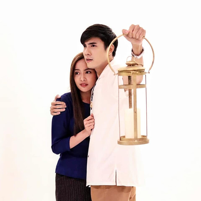 Cặp đôi Oom Eisaya và Mai Warit tái hợp trong phim làm lại 'Hồn ma sông Mekong' Ảnh 16