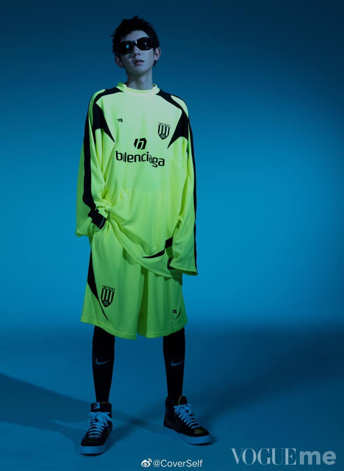 Vương Nguyên cực ngầu trên tạp chí Vogue Me Ảnh 3