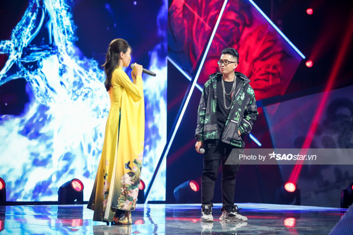 Pháo sáng rực rỡ trước đối thủ NEVADIE trên sân khấu KOR 