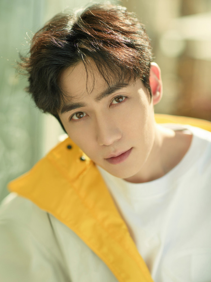 Không có Tiêu Chiến cản đường: Vương Nhất Bác 'bá đạo' tại Kim Ưng 2020, bỏ xa Dịch Dương Thiên Tỉ - Chu Nhất Long một khoảng cách lớn Ảnh 6