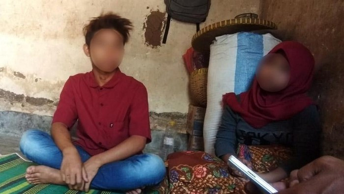 S và NH bị ép kết hôn sau khi cả hai đi chơi về muộn. 