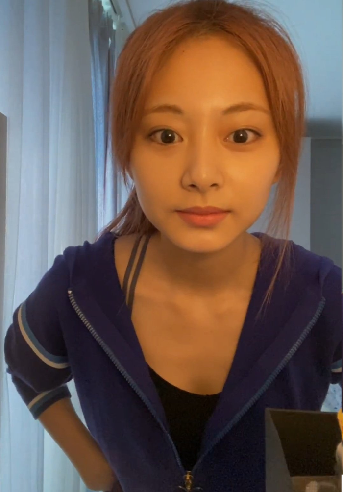 Với việc Tzuyu hôm nay bất ngờ hé lộ thế này liệu màn comeback mới của Twice có phải đang đến rất gần và sẽ diễn ra trong tháng 10 không.