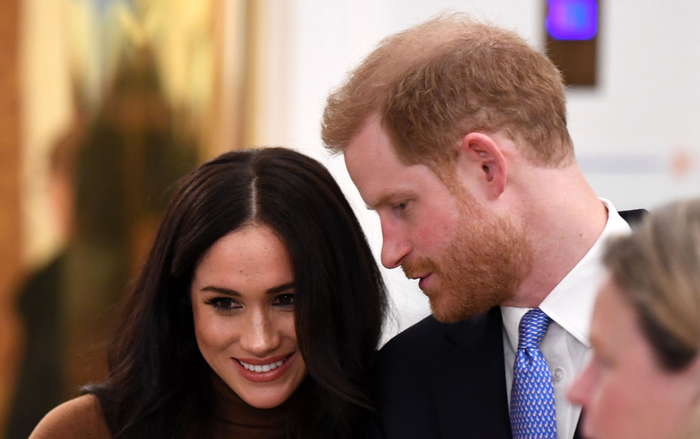 Meghan 'mất hút' trong loạt ảnh hoàng gia Anh đăng chúc mừng sinh nhật Harry Ảnh 2