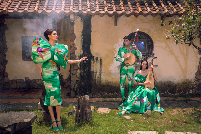 Võ Hoàng Yến mang đàn tỳ bà, thả dáng thần thái cùng học trò, hút hồn khán giả Ảnh 8