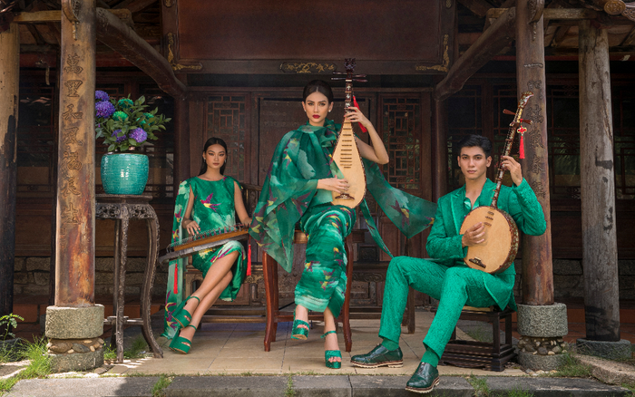 Võ Hoàng Yến mang đàn tỳ bà, thả dáng thần thái cùng học trò, hút hồn khán giả Ảnh 2