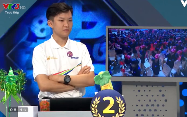 Hành động bất ngờ của Á quân Đường lên đỉnh Olympia trước khi 'về đích' khiến cả trường quay xúc động Ảnh 2