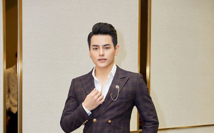 Tino điển trai với bộ sưu tập áo sơ mi đầy nam tính quyến rũ Ảnh 2