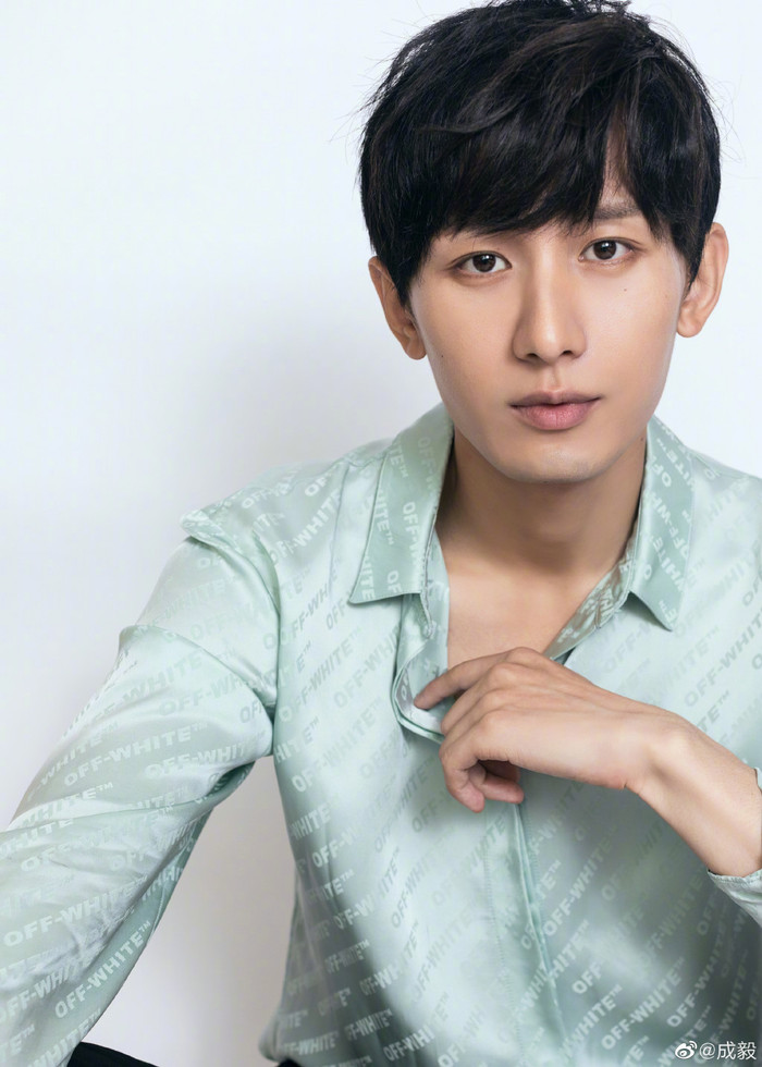 ...nhưng ảnh hưởng hơn chính là danh tiếng của anh.