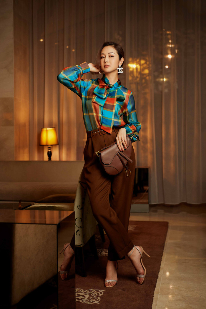 Jennifer Phạm đẹp nền nã, cao sang với loạt váy áo màu sắc mùa Thu Ảnh 13