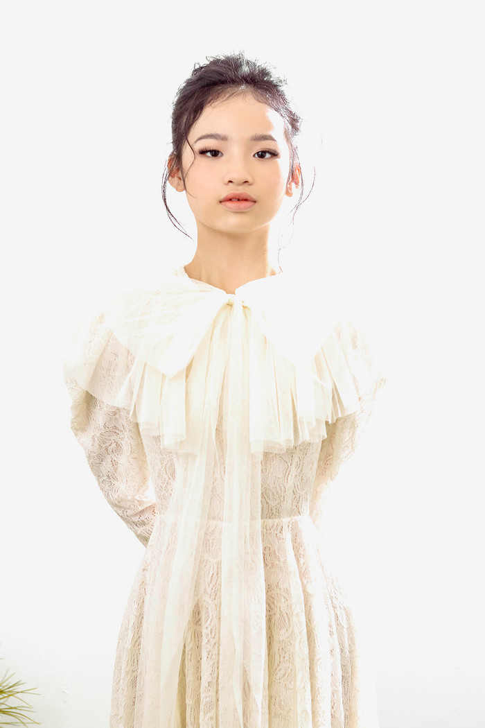 Mẫu nhí Bảo Hà hoá chị Hằng, chụp ảnh ngọt ngào cùng thỏ ngọc Ảnh 9