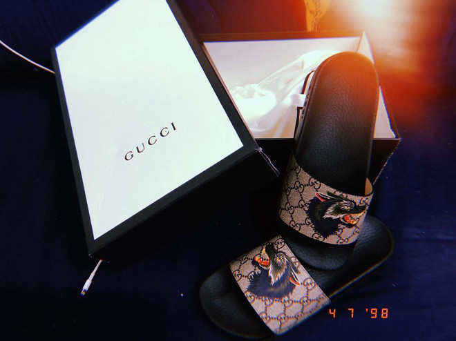 Anh chàng xài hàng hiệu mỗi ngày