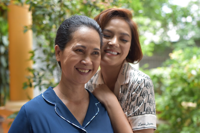 Thu Quỳnh tái xuất với vai 'tiểu tam' cướp chồng bạn thân, trở về lấy danh nghĩa 'đòi lại bố cho con gái' Ảnh 6