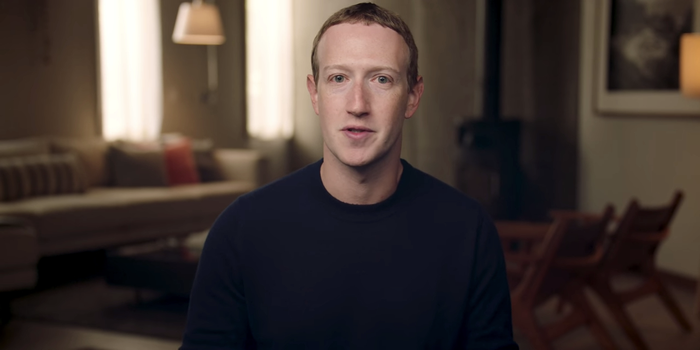 CEO Facebook - Mark Zuckerberg đã thừa nhận mình là fan cứng của Samsung trong phỏng vấn mới đây với Marques Brownlee. (Ảnh: Marques Brownlee / YouTube)