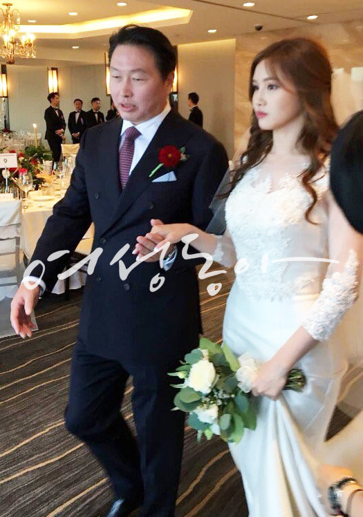 Lộ diện người thừa kế tập đoàn lớn Hàn Quốc: Knet ngỡ ngàng vì giống phim truyền hình - cháu ngoại cựu tổng thống! Ảnh 6