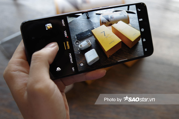 Ngoài ra, camera trên Realme 7 Pro hỗ trợ quay video Full HD 1.080p tốc độ 120 FPS và quay video 4K 2.160p tốc độ 30 FPS. 