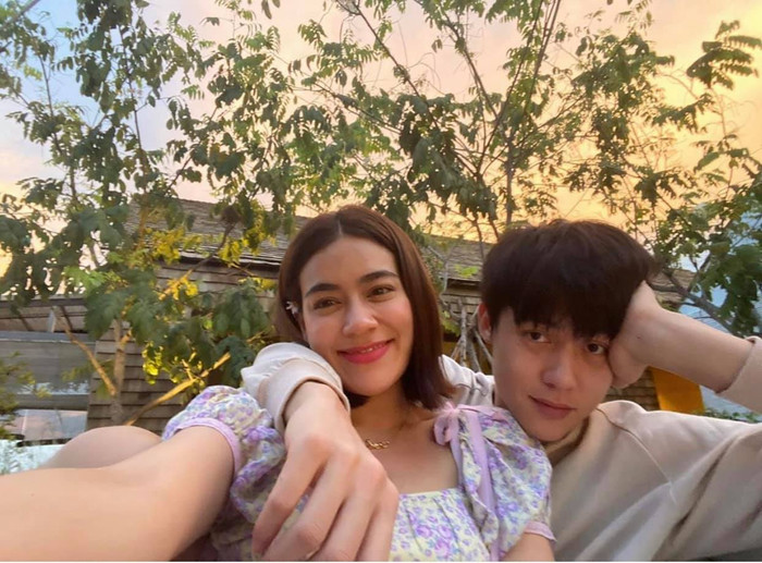 Cặp đôi 'phim giả tình thật' Mark - Kim tung ảnh kỉ niệm 7 năm yêu khiến cư dân mạng phát cuồng vì quá ngọt ngào Ảnh 5