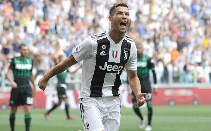 Cristiano Ronaldo được vinh danh theo cách không thể tự hào hơn Ảnh 2