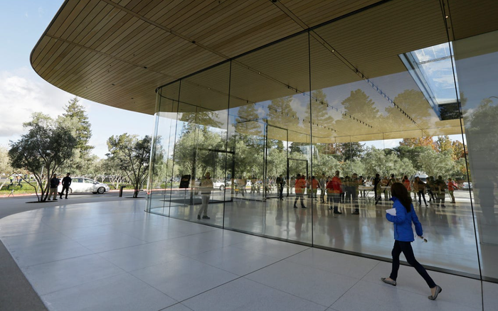 Tim Cook: 'Một phần của Apple sẽ làm việc từ xa mãi mãi' Ảnh 2