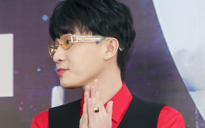 Đây là cách Jack đưa fan Đom đóm vào dự sự kiện Hoa Hải Đường: Quả là thần tượng và fan như hình với bóng! Ảnh 2