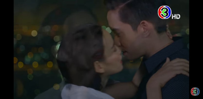 Không chỉ có một, anh chồng của Paticha còn có đến 2 3 cô bồ nhí cùng lúc