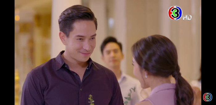 Vai người chồng tệ bạc cho Louis Scott đảm nhận