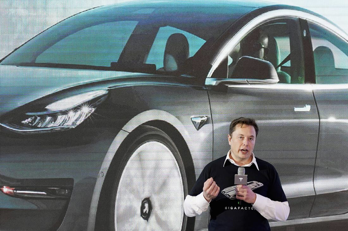 Xe tự hành luôn là một mục tiêu của Tesla. (Ảnh: Reuters)