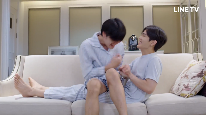 'YYY The Series' trở lại với trailer phần 2: Khi khoảng cách giữa 2 người yêu nhau là một vòng trái đất Ảnh 25