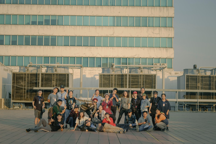 'Sài Gòn trong cơn mưa': Hành trình 'săn mưa' gian nan, còn phải quay vào mùng 1 Tết Ảnh 15