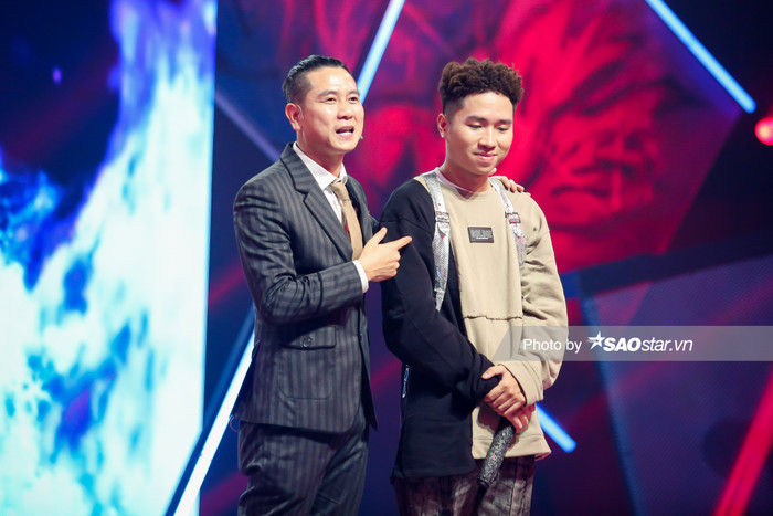 Right nâng trình bản nhạc xổ số 'huyền thoại' làm bùng nổ sân khấu King Of Rap: Catchy, duyên dáng và đầy ý nghĩa Ảnh 7