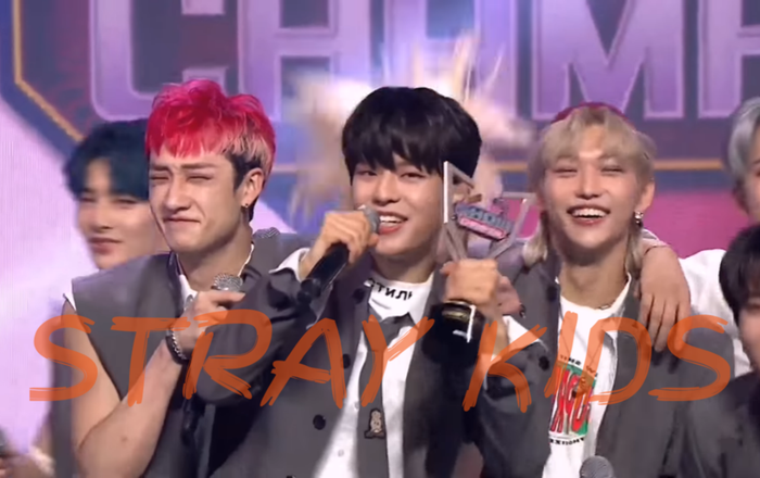 Cạnh tranh với BLACKPINK, YooA... STRAY KIDS xuất sắc ẵm cúp Show Champion Ảnh 2