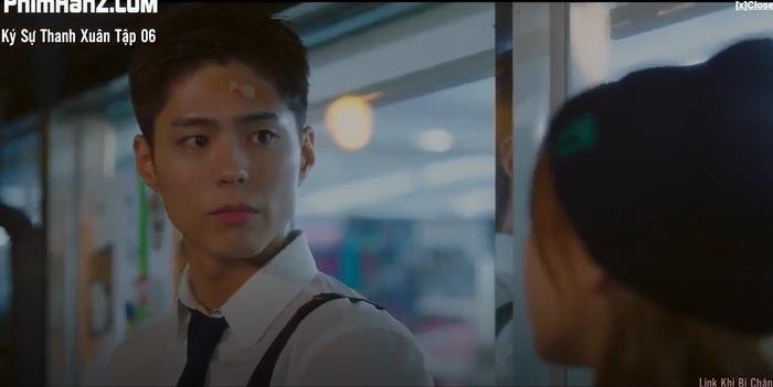 Ký sự thanh xuân tập 6: Park Bo Gum bất ngờ tỏ tình với Park So Dam và họ có nụ hôn đầu lãng mạn Ảnh 3