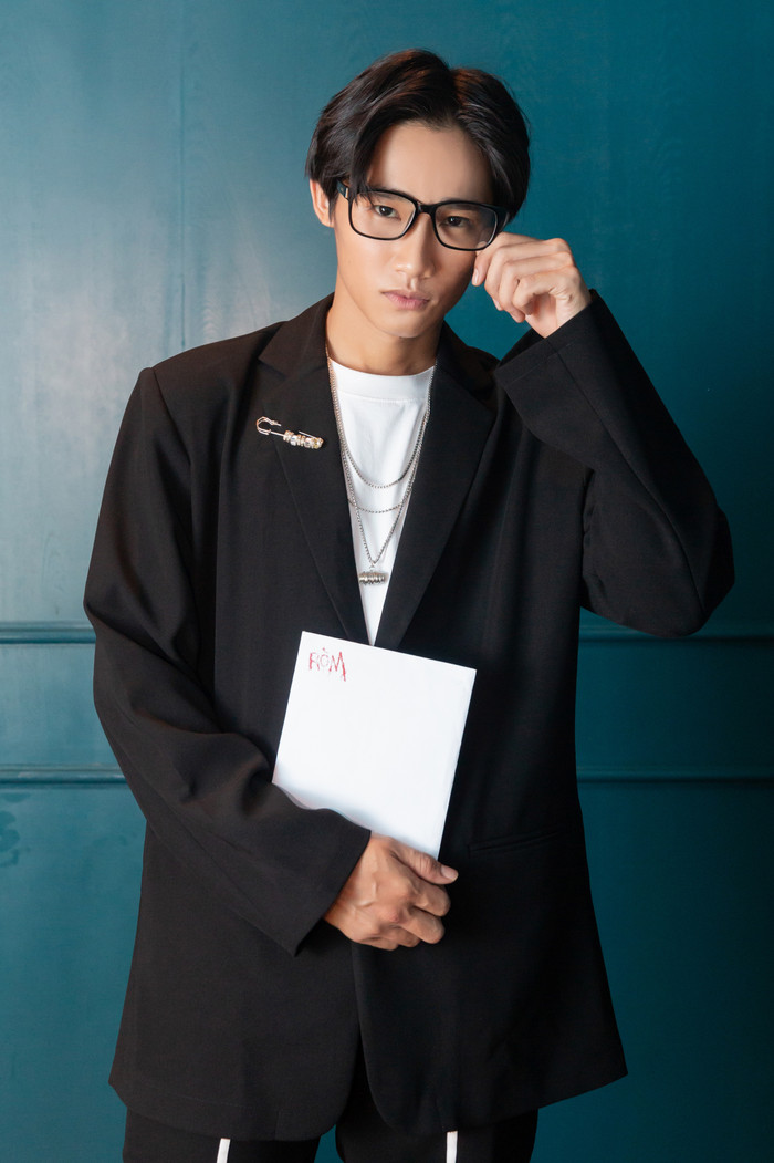 Nam chính phim Ròm - Anh Tú Wilson