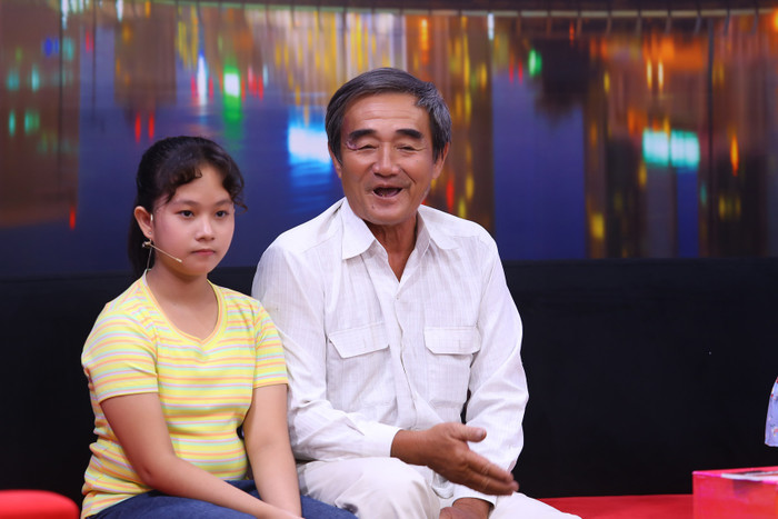 Cô bé 13 tuổi sống cùng cha trên ghe nhỏ: 'Các bạn ở trường ăn hiếp vì nhà con nghèo' Ảnh 5